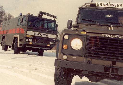 1987-02 laro+mac.jpg
